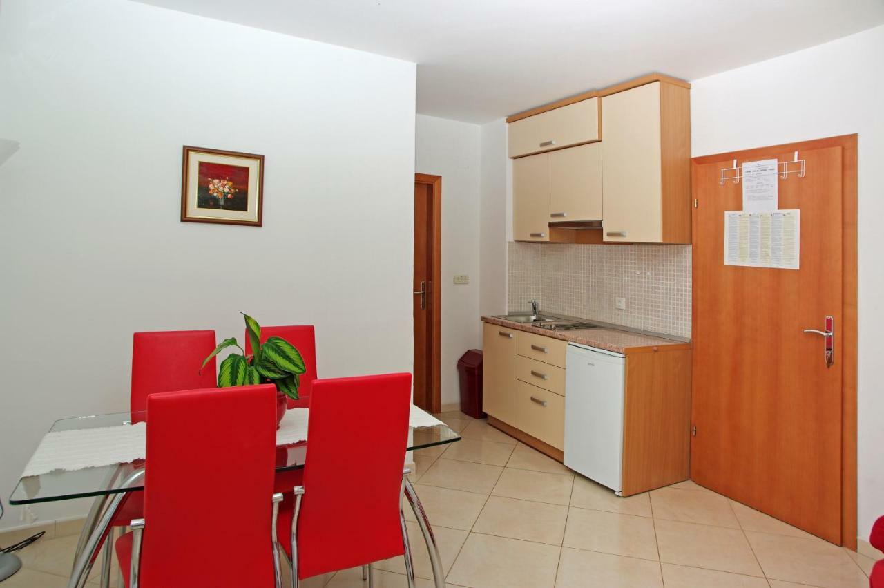 Apartments Villa Vallum 波尔 外观 照片