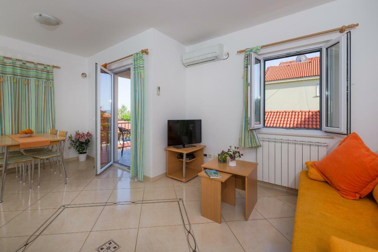 Apartments Villa Vallum 波尔 外观 照片